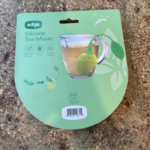 Edge Yellow Strawberry Silicone Tea Infuser - Picture 2 of 2